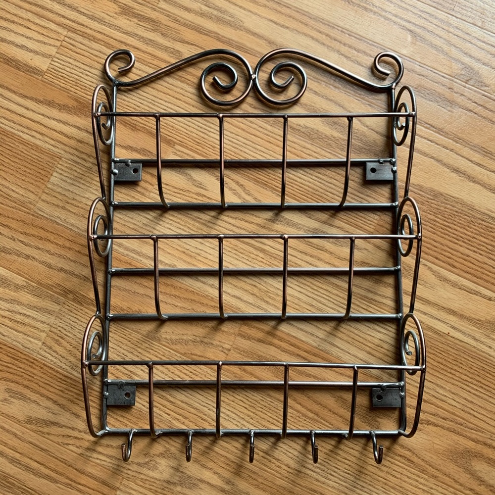 Mail and key wall holder